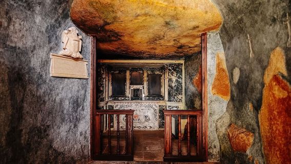 ซินตรา: ตั๋วเข้าชมแบบด่วนของคอนแวนต์แห่งคาปูโชส