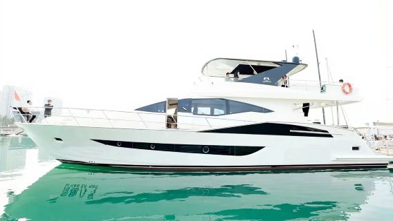 【海口遊艇租賃】海口公共碼頭76尺巧合豪華遊艇包船出海