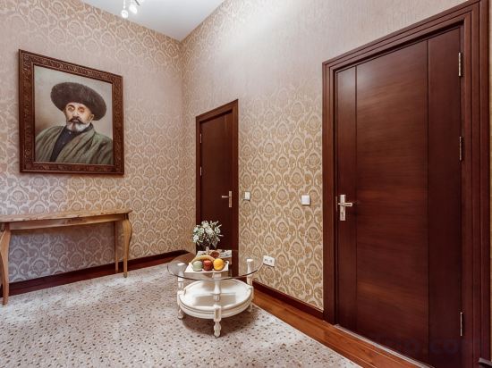 Ichan Qal'a Premium Class Hotel - Tap to explore photos
