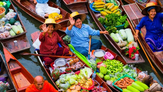 Bangkok: Floating and Train Market with Boat Trip