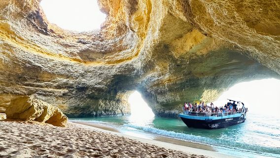 Portimão:Embark on Nature•Benagil and Dolphins•Biologist on board