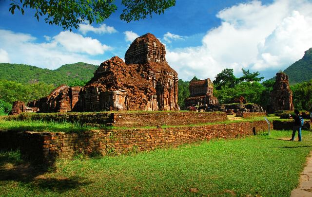 베트남 다낭 미선 유적 데이투어 | 천년의 신비를 간직한 벽돌 조각, 비밀의 참파 왕국을 만끽하세요