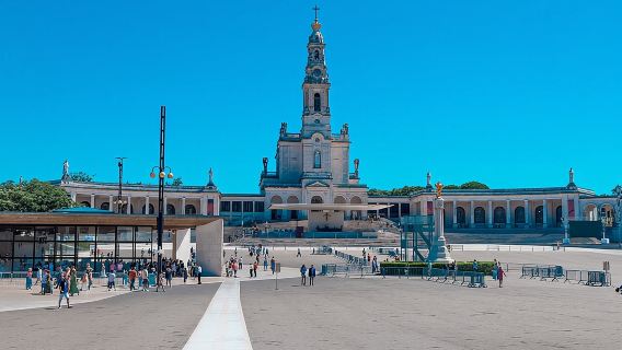 Da Porto: tour di un'intera giornata a Fátima e Coimbra