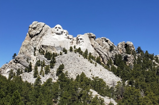 ทัวร์ส่วนตัวที่ Mount Rushmore, Crazy Horse และ Custer State Park