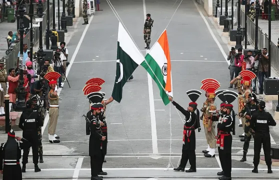 瓦加邊境降旗儀式及夏利瑪花園獨立包團