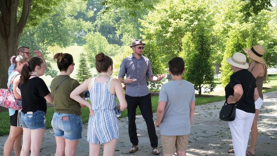 Arlington National Cemetery Walking Tour & Changing of the Guards