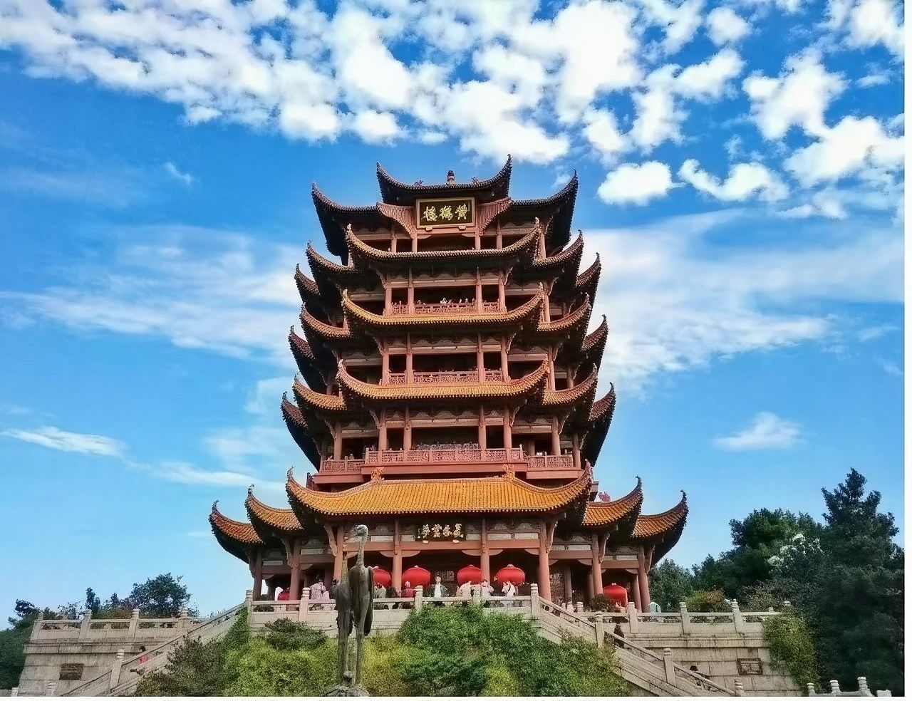 武漢+黃鶴樓+湖北省博物館+東湖生態旅遊風景區+武漢大學+戶部巷一日遊