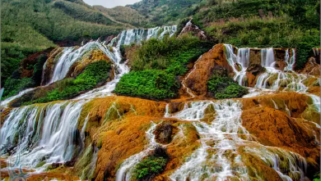 Yehliu & Yin Yang Sea & Jiufen & Cat Village & Shifen Waterfall Sky Lantern Release (Hotel Pickup)