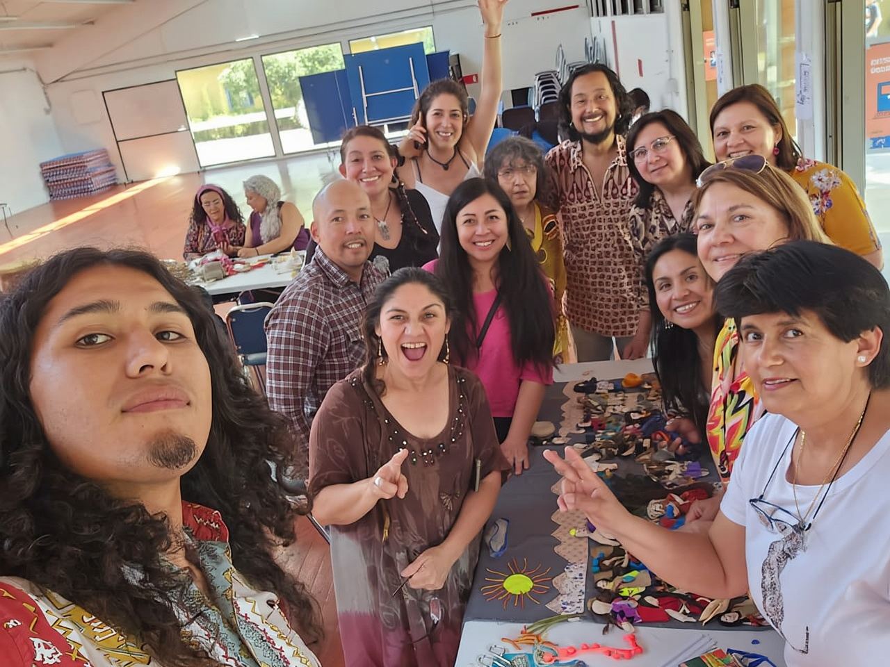 Valparaíso Fantastic Tour : Culture, history, art and color!