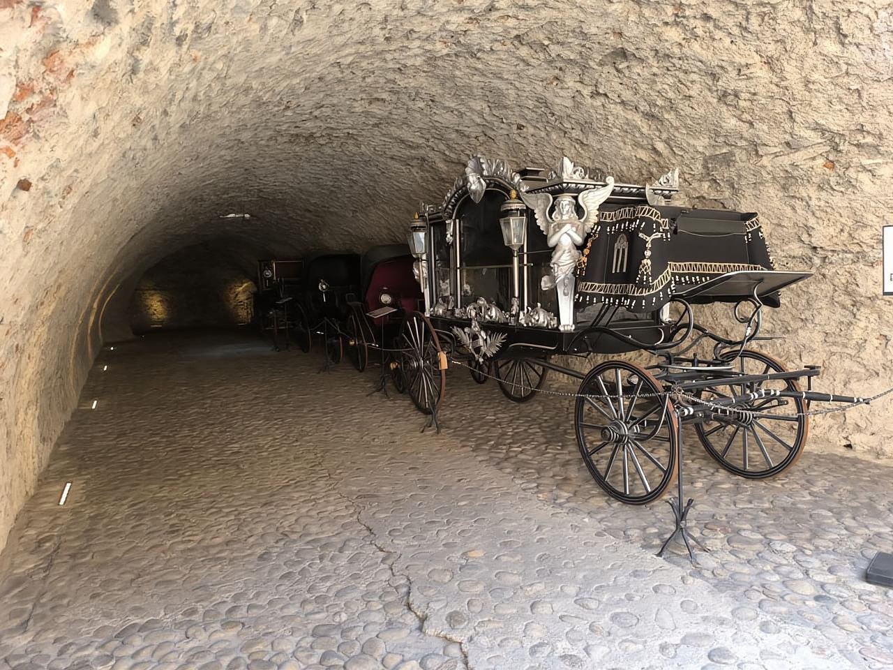From Bratislava: Dracula Nosferatu - Orava Castle Day Tour