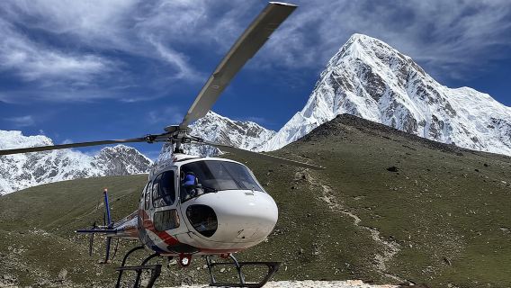 From Kathmandu: Everest Base Camp Helicopter Tour