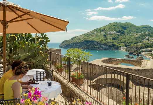 Ischia: Hydrofoil+Transfer+Aragonese Castle Entry Ticket