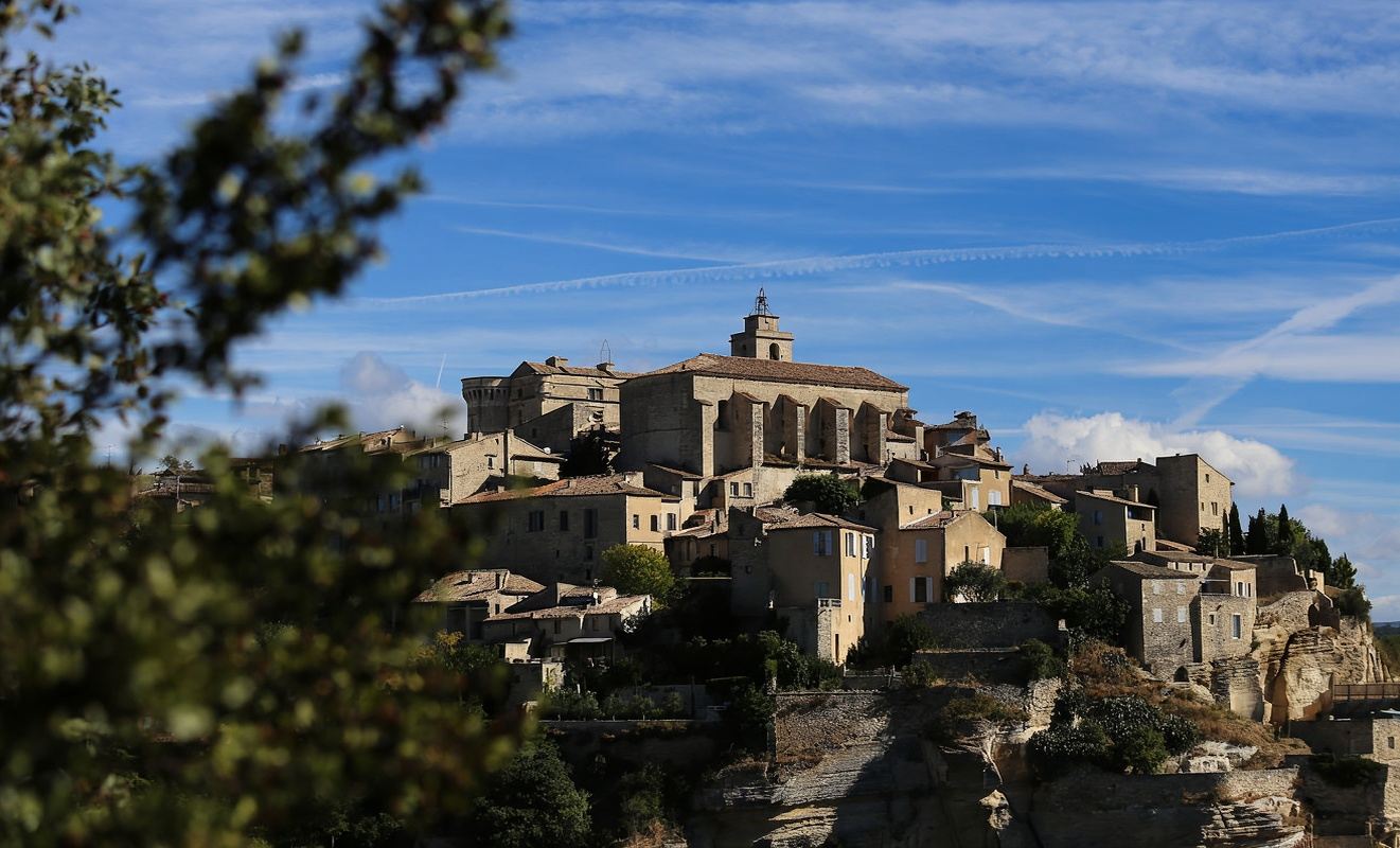 南法馬賽|塞南克修道院+石頭城+魯西永一日遊