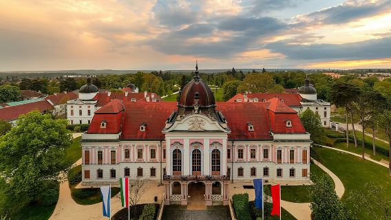 Half-Day Tour of Gödöllő Palace in Hungary|Including admission ticket+ professional guide buided commentary|Princess Sissi's Pink Palace