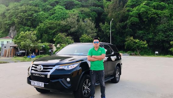 Scenic trip from Hue to Hoi An via Hai Van pass by car