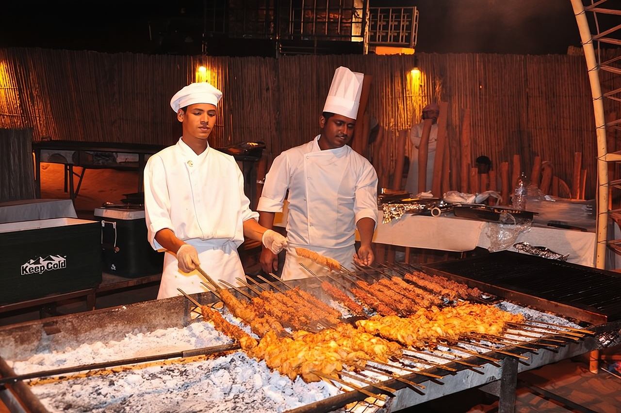 Dinner In Dubai Desert 