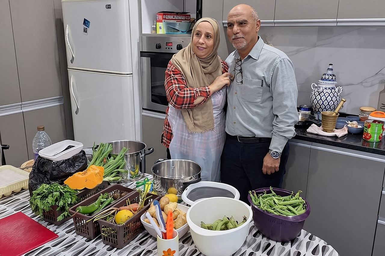 Kochen und Kontakte knüpfen: Ein kulinarisches Abenteuer in Tunesien mit einer einheimischen Familie