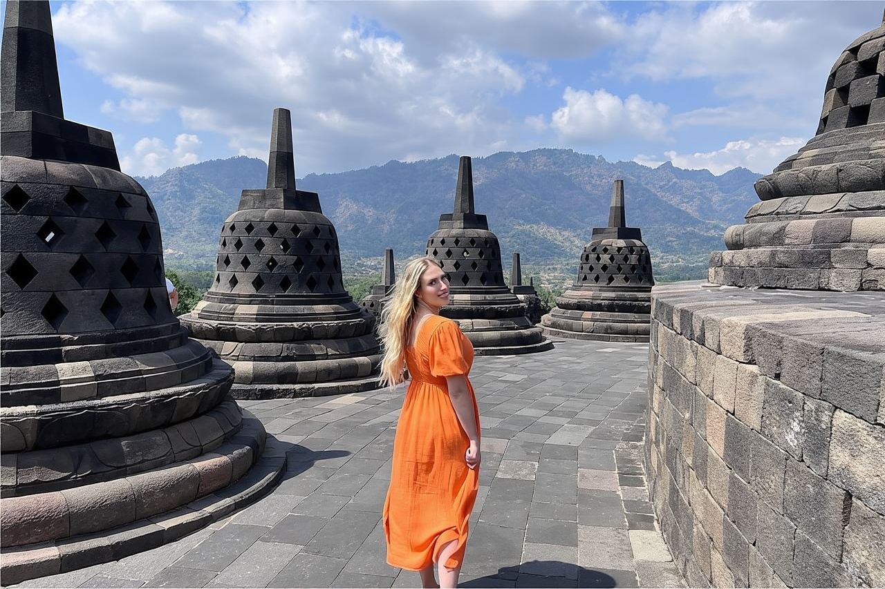 Yogyakarta : ascension de Borobudur et excursion d'une journée à Prambanan tout compris
