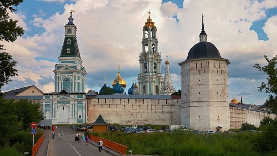 俄羅斯莫斯科金環小鎮之謝爾蓋耶夫鎮＋紅場一日遊（套娃DIY）