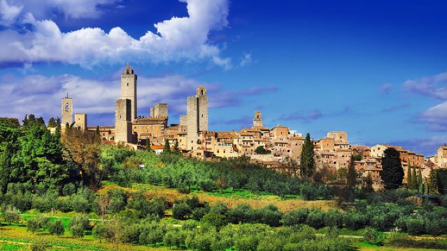 Private day trip to Siena, San Gimignano, Chianti and Pisa, from Florence