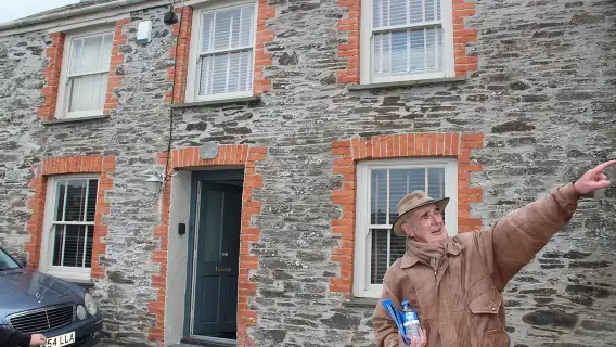 Doc Martin Tour in Port Isaac, Cornwall