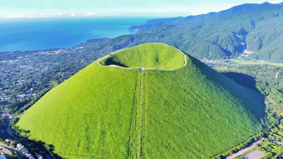 日本東京伊豆一日遊：大室山+動物園+觀海列車體驗+城崎海岸