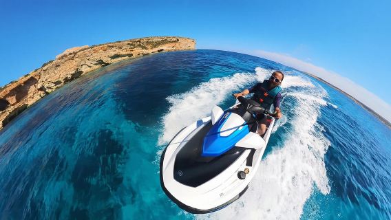 Malta: Thuê mô tô nước 1 giờ (Không cần giấy phép)