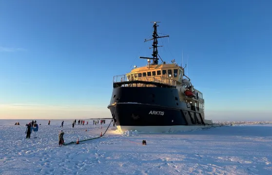 芬蘭羅瓦涅米|破冰船 Arktis 巡遊+冰上漂浮