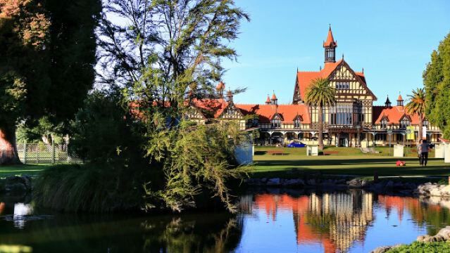 Perkhidmatan Pelancongan di Auckland, Kaikoura, Christchurch, Rotorua, Kerikeri New Zealand | Penterjemah Pameran | Teman Perniagaan | Perkhidmatan Tempatan | Perkhidmatan Peribadi Khas