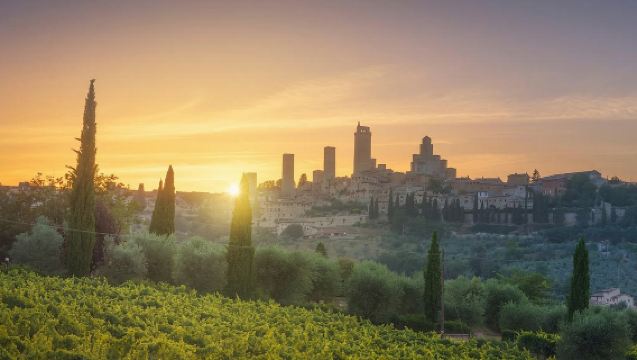 Tootbus Tuscany: Flexible Intercity Pass Connecting Florence, Pisa, Siena, Lucca and San Gimignano