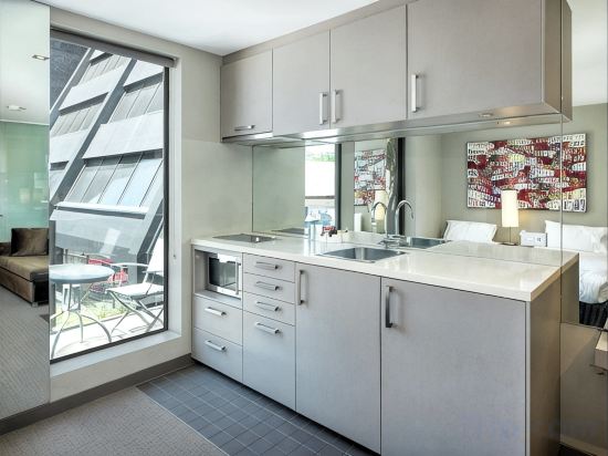 Melbourne ViVo Room Type - Twin Studio – Upper Floor (Stairs Required)