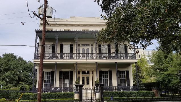 ทัวร์ย่านการ์เด้นดิสริกต์สุดเก๋แบบกลุ่มเล็ก