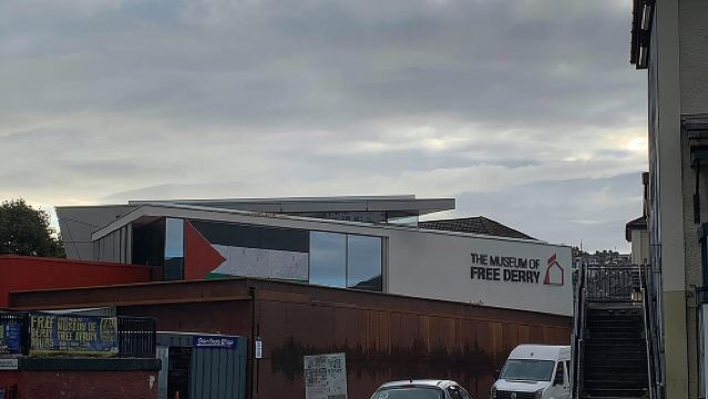 Privé begeleide wandelreis in Derry Stad