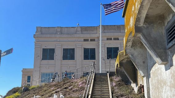 San Francisco: Alcatraz, traghetto e tour audio con opzione notturna