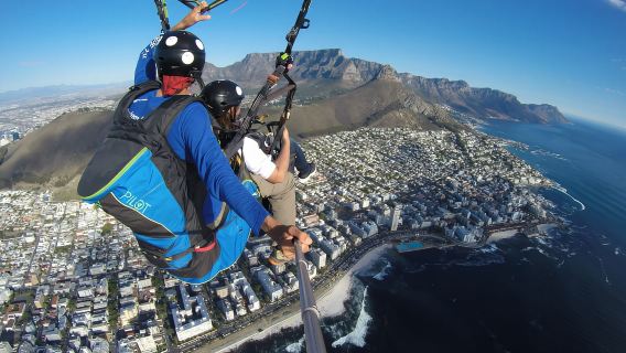 Ciudad del Cabo: Vuelo en parapente biplaza en la Montaña de la Mesa