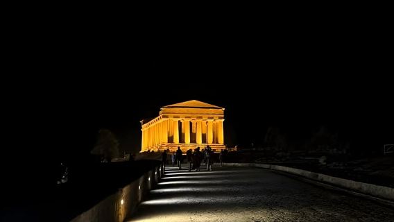 Agrigento: Tour al tramonto con servizio "salta la fila" alla Valle dei Templi