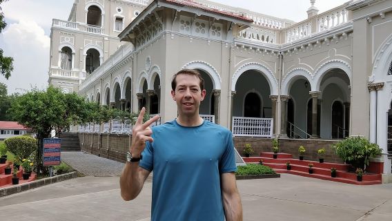 Guided Highlights of Pune Car Tour with a local (4 Hrs Sightseeing in AC Car)