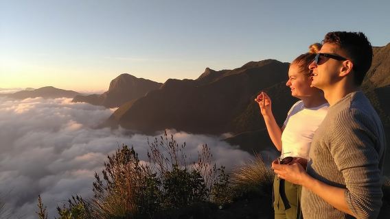 Sunrise Tour in Top Station, Munnar ( By Munnar Info)