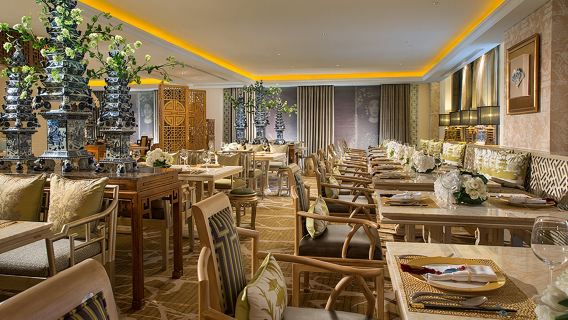 Dining Experience at Mulia Resort Bali