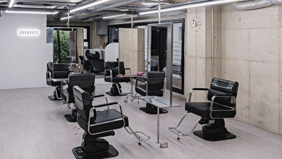 Esperienza di acconciatura presso il salone di parrucchiere Hongdae Noos