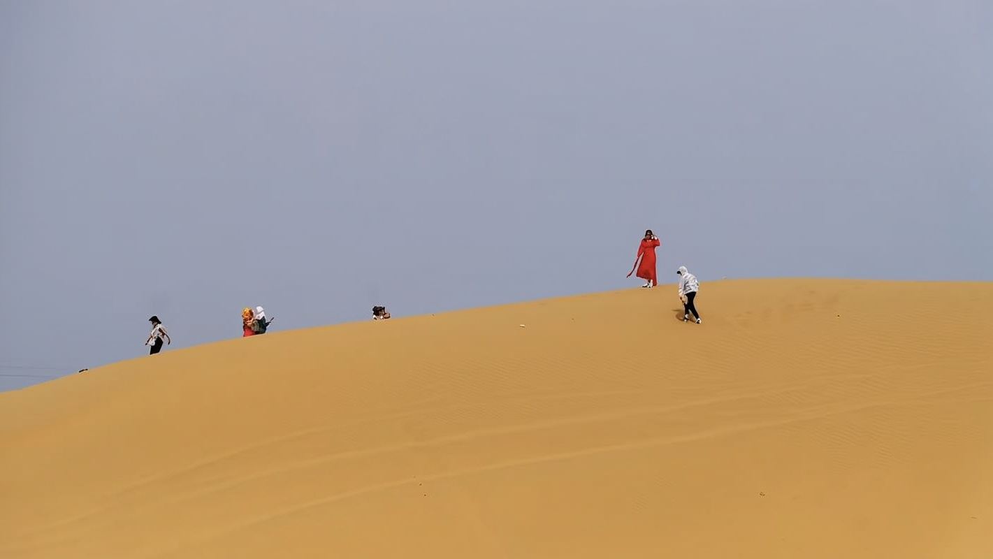 Yinkentala Desert 1-day tour [Pure play with no shopping | Includes 280 CNY desert combo ticket]