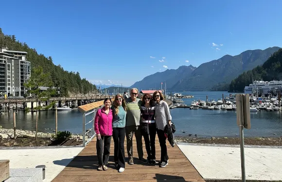 溫哥華及北岸大城之旅（含行李託運）