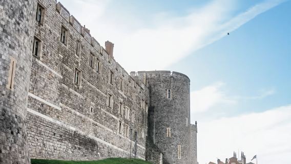 tour di un giorno dedicato al patrimonio britannico da Londra (Castello di Windsor, Stonehenge e Università di Oxford)