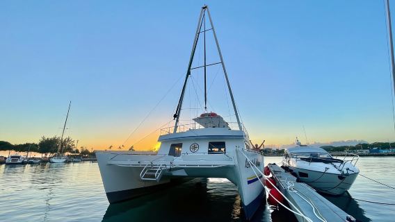 Oahu: Du thuyền ngắm hoàng hôn ở Waikiki