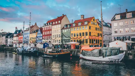 Copenhagen: Guided City Highlights Tour