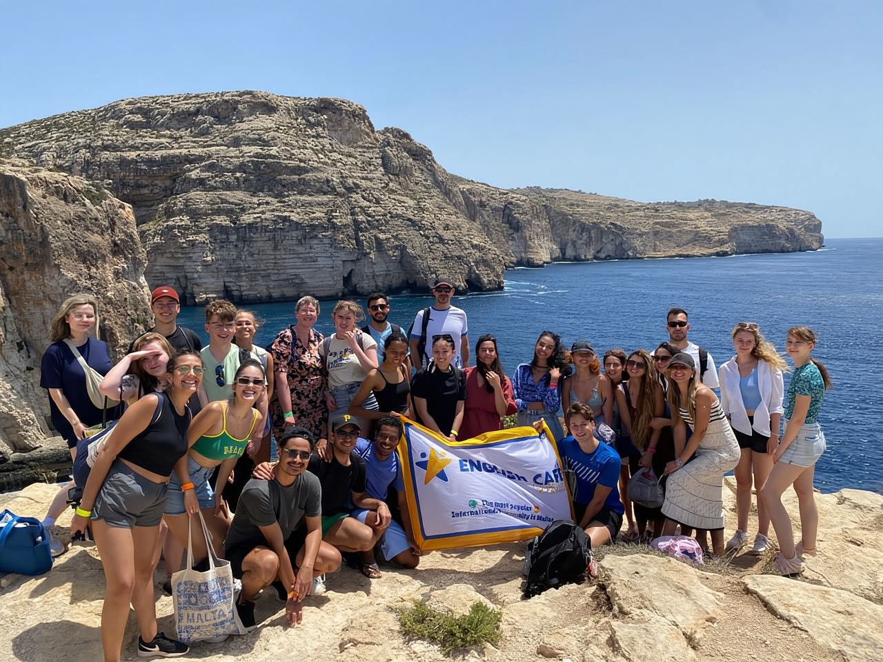 Desde Sliema: excursión a la Gruta Azul y paseo en barco por las cuevas marinas