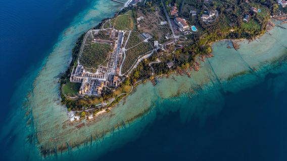 Sirmione: 25 Minute Boat Cruise around the Peninsula