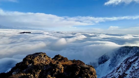 成都牛背山・宿泊キャンプ【牛背山の頂上登頂+壮大な日の出+星空と雲海+2日間の没入型体験+成都往復】
