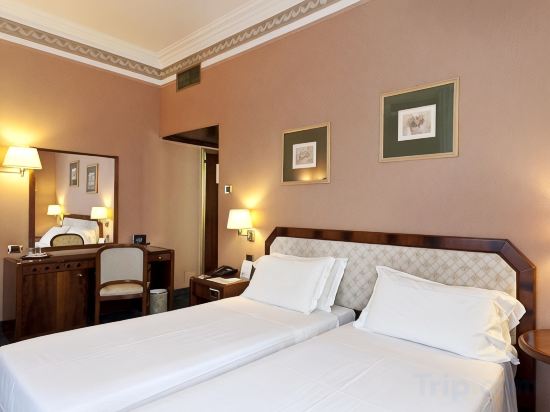 Hotel Bristol Room Type - Twin Room