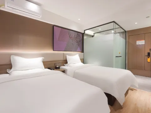 Iu Hotel (Beijing Changping Subway Station Store)